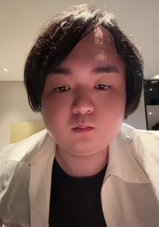 陈伯通过王者荣耀赚了多少钱？